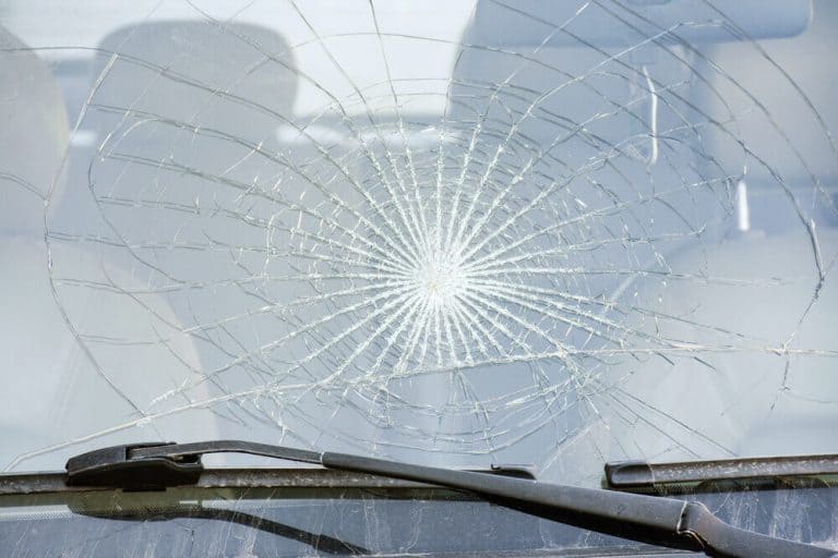 What Happens if You Don't Fix a Cracked Windshield? Is It Risky