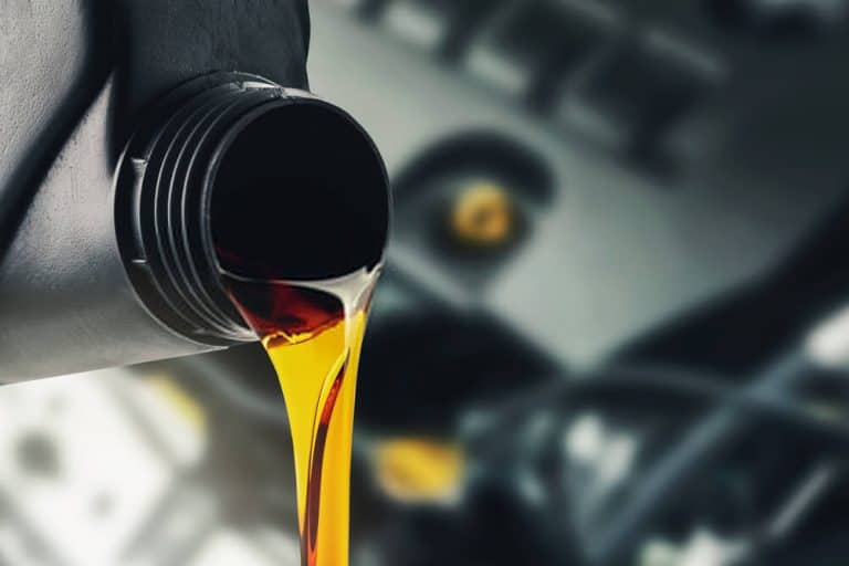 Can I Use Engine Oil as Gear Oil? (What's the Difference) Driving and