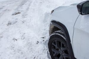 Driving on ice tips