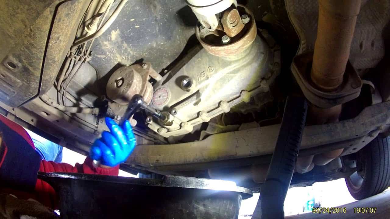 Why Does a 2005 Jeep Grand Cherokee Transfer Case Make Noise? Driving