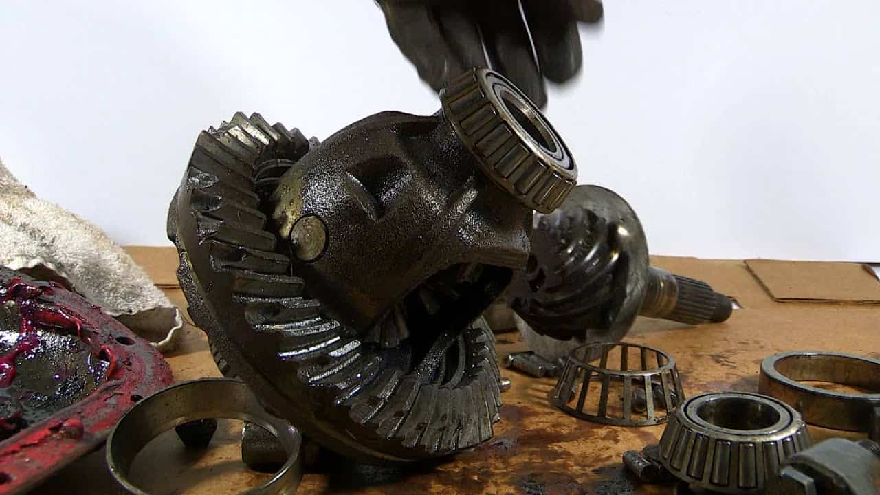 Why Does a 2005 Jeep Grand Cherokee Transfer Case Make Noise? Driving